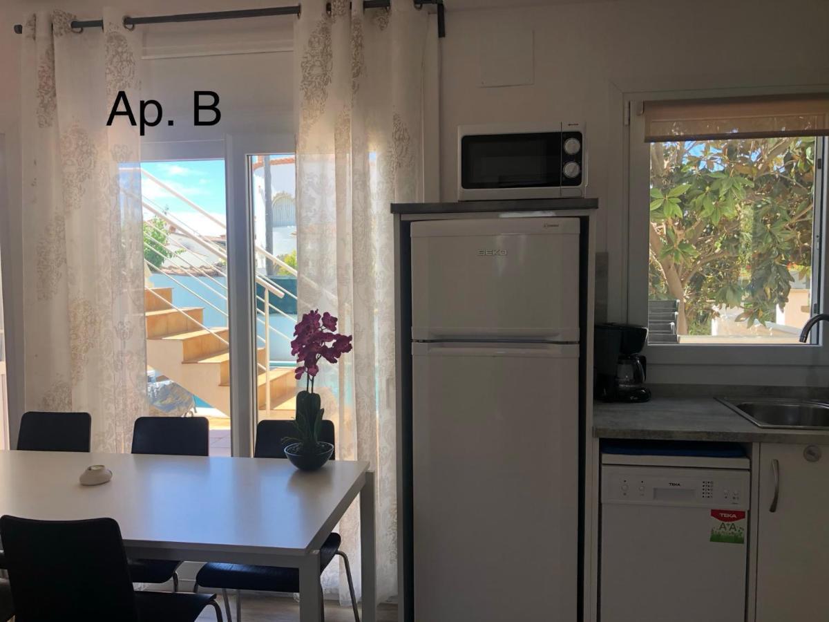 Casa Pani Apartment Емпуриабрава Екстериор снимка