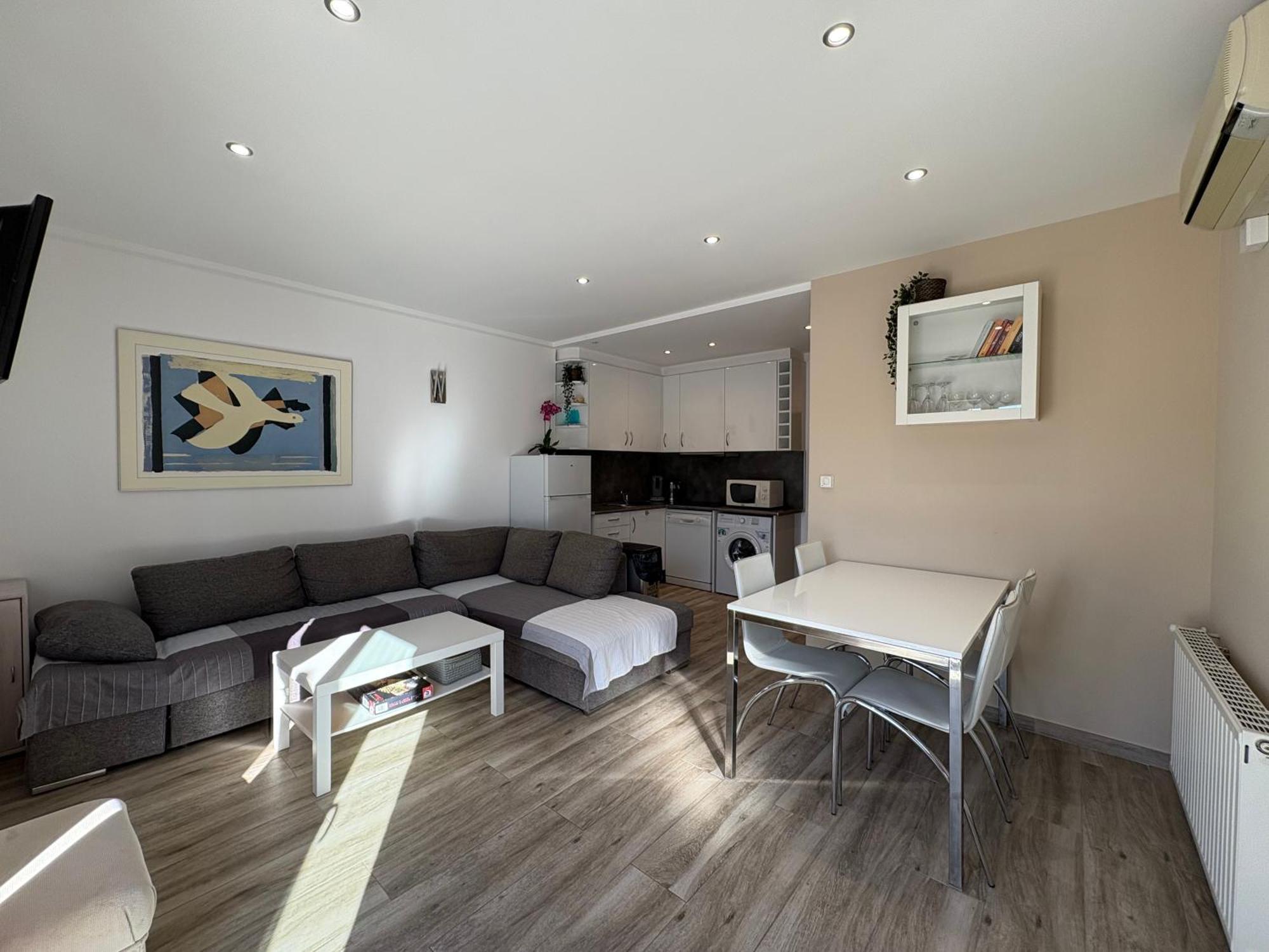 Casa Pani Apartment Емпуриабрава Екстериор снимка